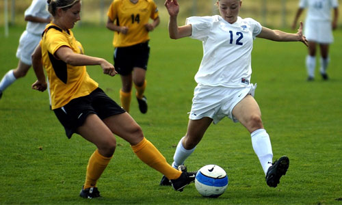 soccer-games-passing-ball